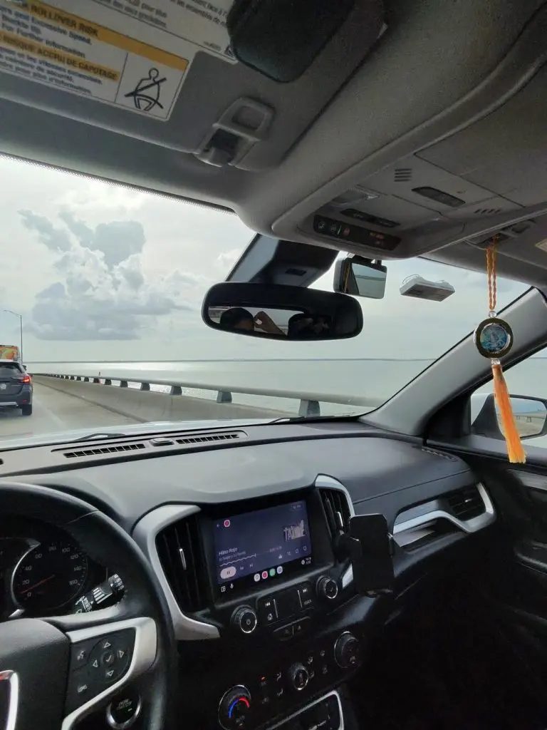 La bahia desde el Courtney Campbell Causeway